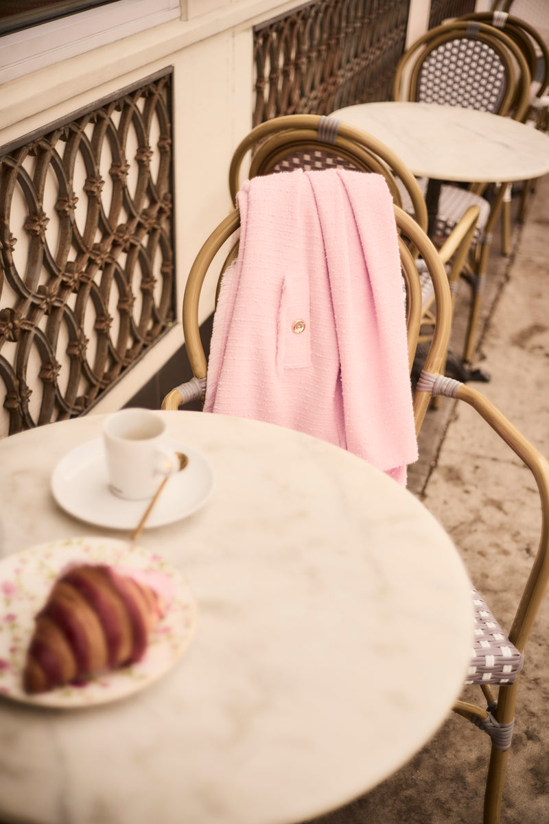 Joseph Ribkoff Frühling/Sommer Stimmung mit leichten Stoffen und entspanntem City-Chic bei Sonnenschein