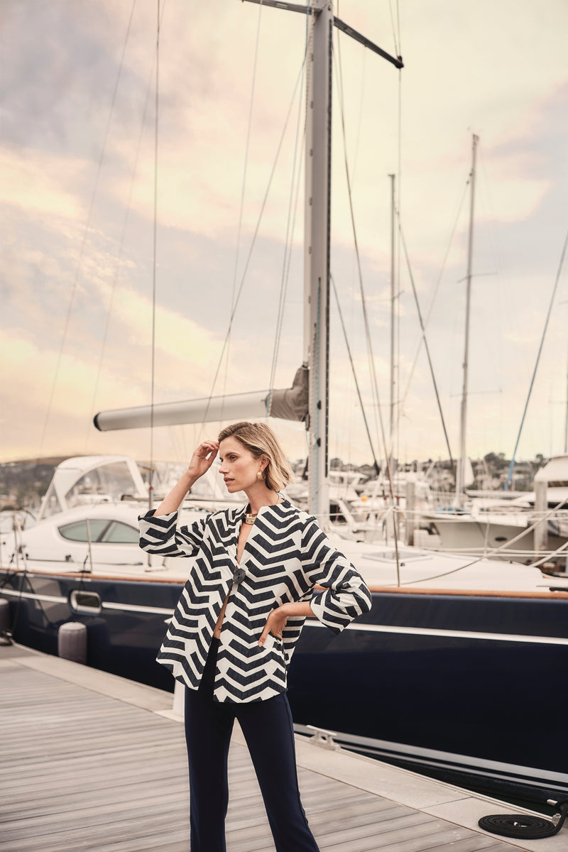 Maritimer Joseph Ribkoff Frühling/Sommer Look mit Streifen – klassisch und modern zugleich