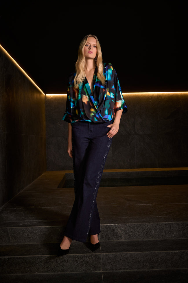 Joseph Ribkoff gemusterter Zweiteiler in Blau-Grün – 254 Signature Kollektion Herbst/Winter 2025, Damenmode Wien