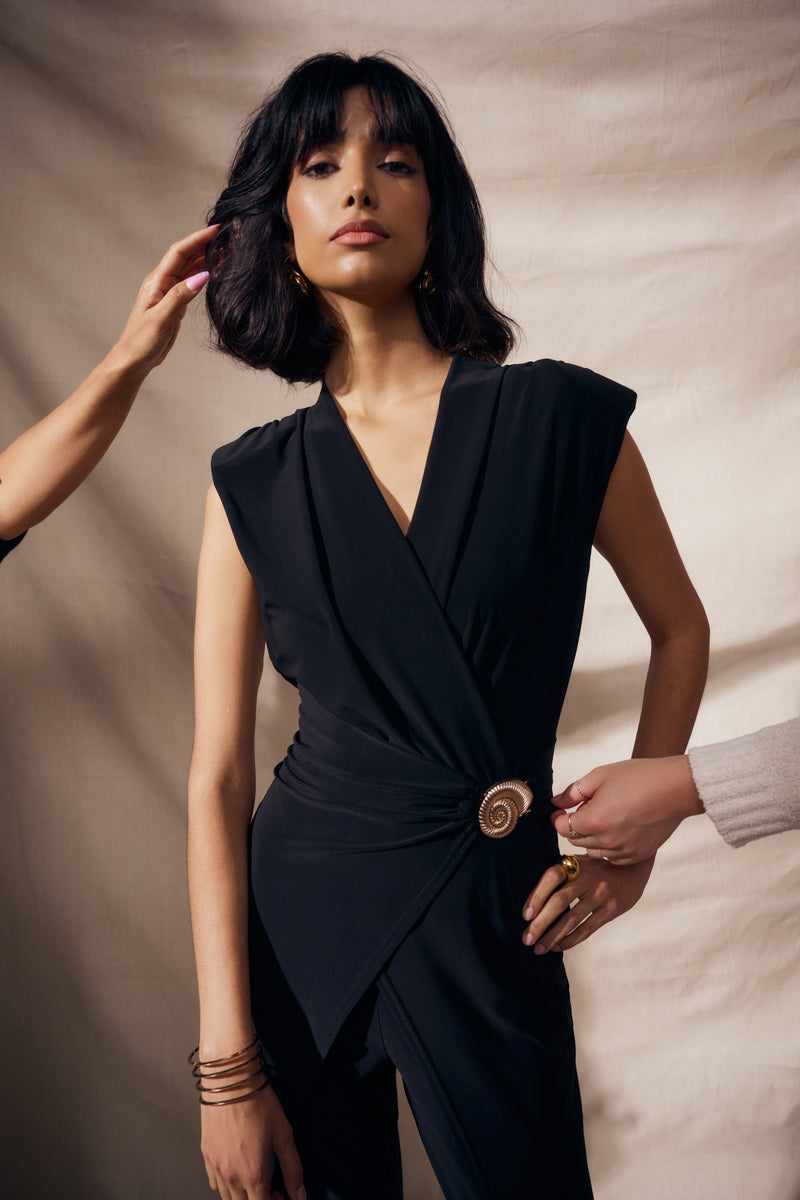 Eleganter Joseph Ribkoff Frühling/Sommer Jumpsuit in Schwarz mit femininer Linienführung